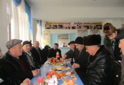 Поздравление в СШ Кенеш