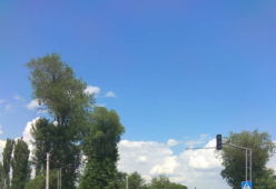 Светофор в центре села Кенеш