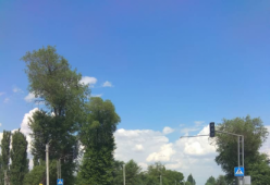 Светофор в центре села Кенеш