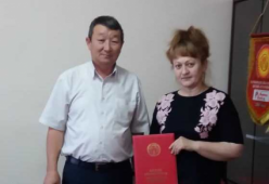 Награждения наших сотрудников значками "Отличника"