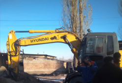 В селе Кенеш установка питьевых труб по проекту АРИС