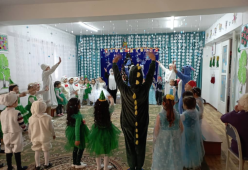 С наступающим новым годом!!!